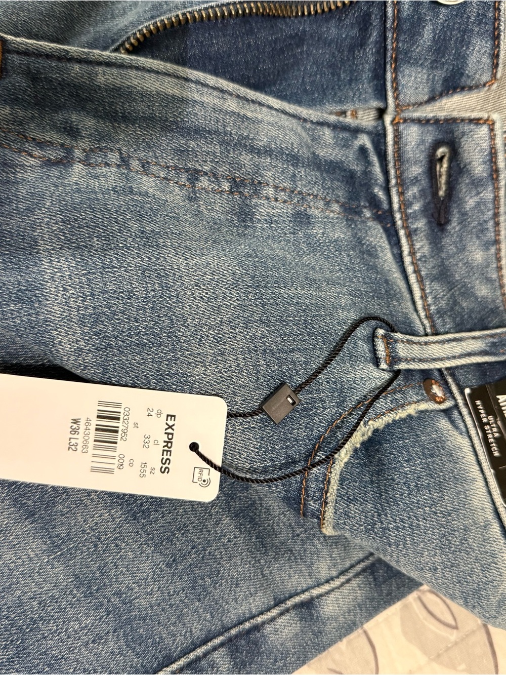 Men’s Express jeans - Picture 5 of 5